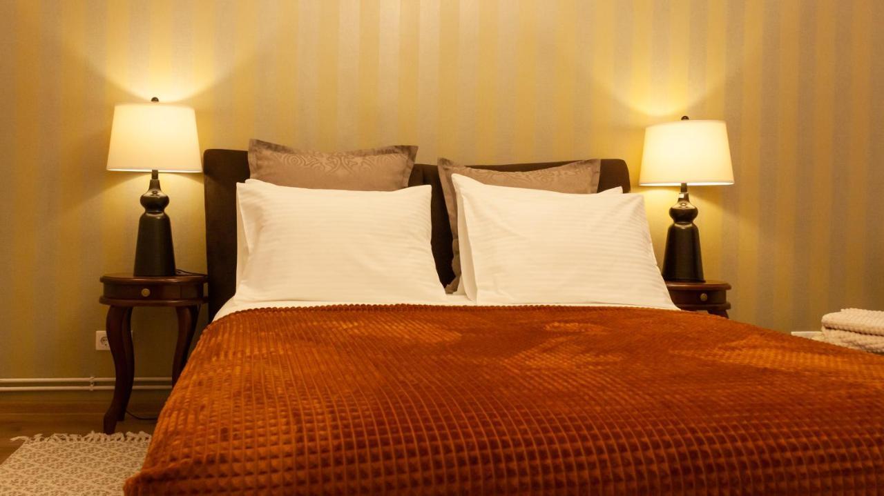 Cozy Family Apartments Braşov Esterno foto