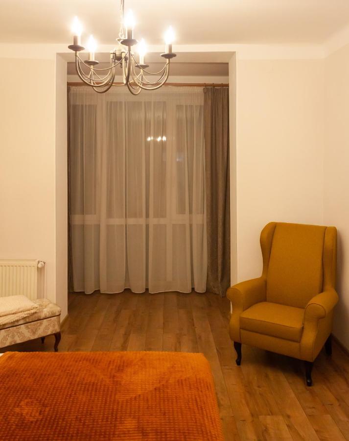 Cozy Family Apartments Braşov Esterno foto